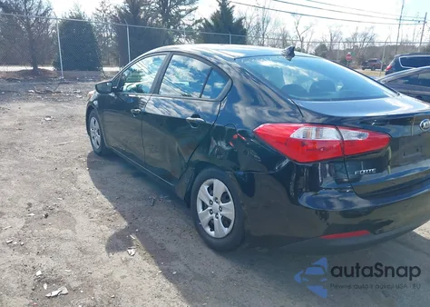 2016 Kia Forte Lx z USA, uszkodzony, nr VIN KNAFX4A66G5535635